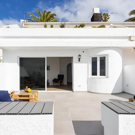아파트 Home2Book Stunning View La Victoria, Pool & Wifi