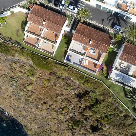 Home2Book Stunning View La Victoria, Pool & Wifi 아파트 *